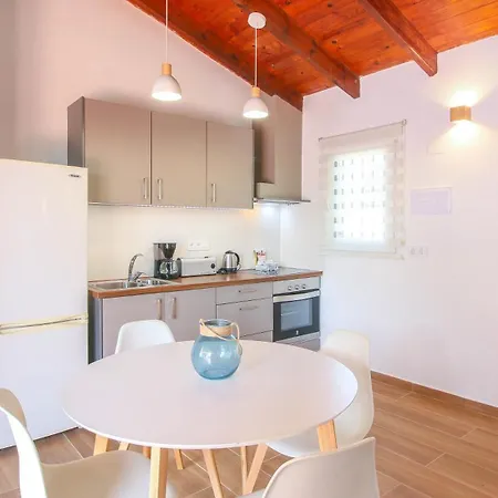 Marquesa Za By Carlosferien * Dénia